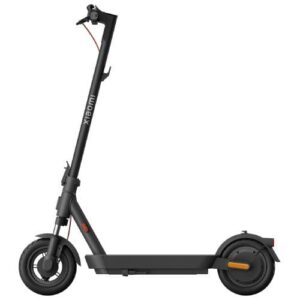 Xiaomi-Mi-Electric-Scooter-5-–-Trottinette-electrique-pliable-autonomie-60-km-moteur-700-W